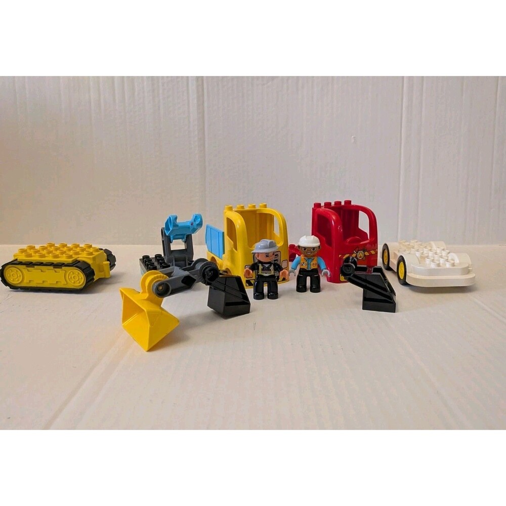 Lego Duplo Construction Truck Firetruck And More Mixed Lot Incomplete Build